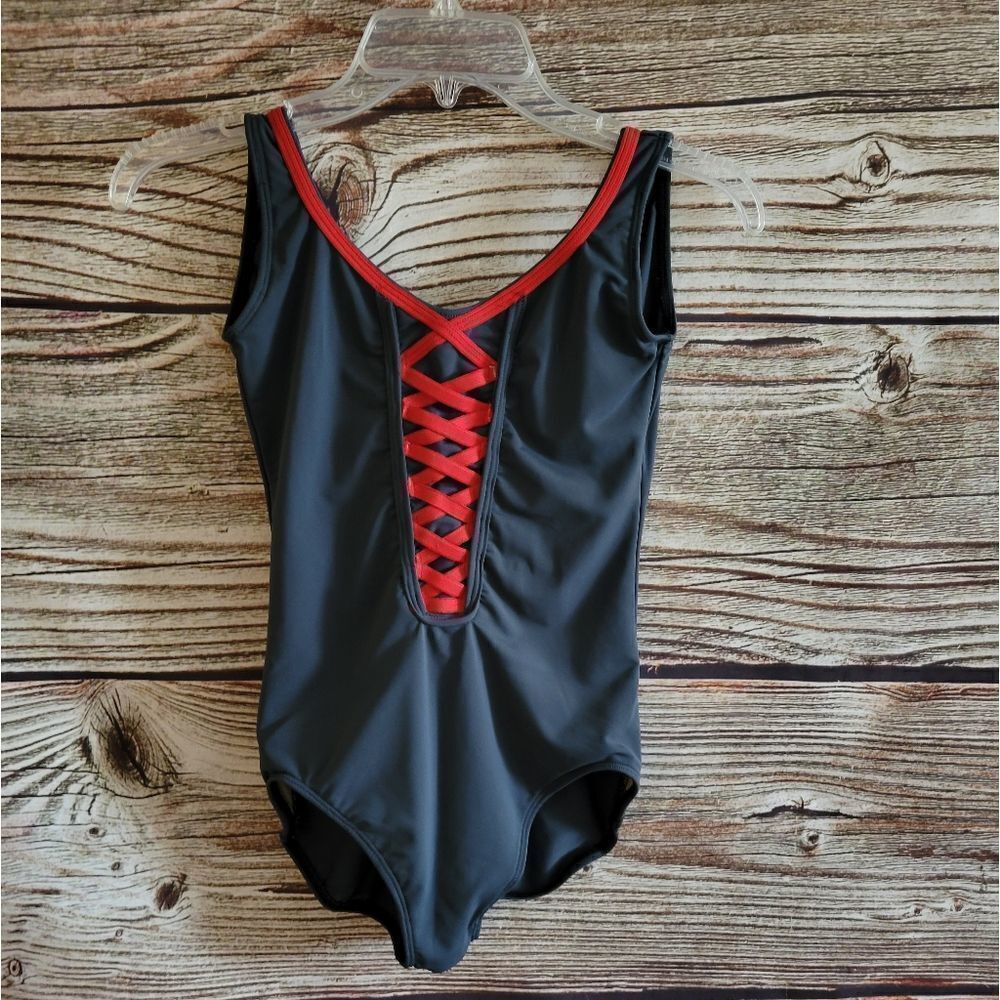 Women's one piece bathing suit  unbranded Size: medium pre-owned